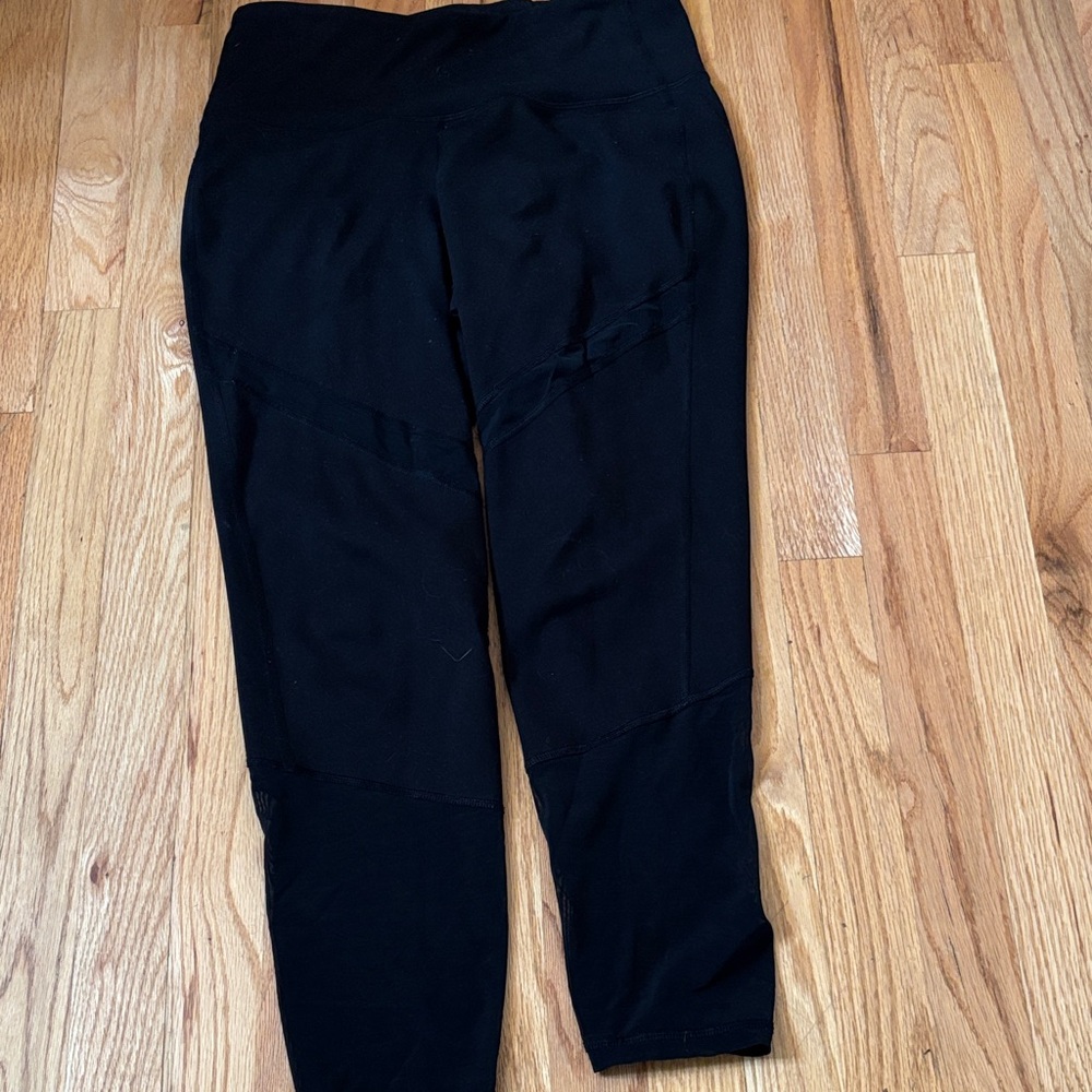 Old Navy Active Go-Dry Black Leggings